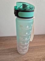 Groene waterfles met tijdmarkeringen, Ophalen of Verzenden