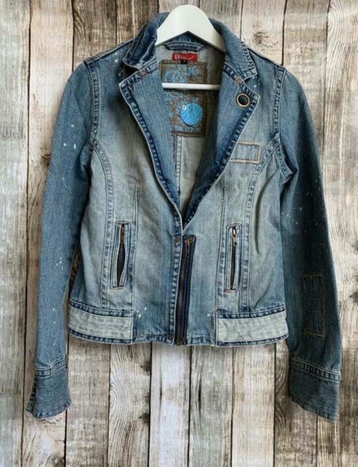 Super leuk spijkerjasje (Maat S), Kleding | Dames, Jasjes, Kostuums en Pakken, Gedragen, Jasje, Maat 36 (S), Blauw, Verzenden