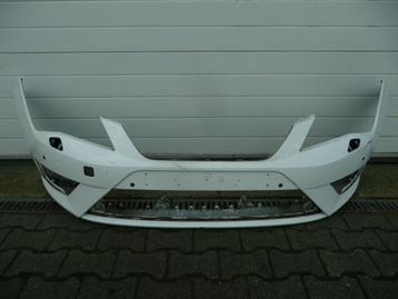 Seat Leon III Bumper Voorbumper 5F0807221M PDC Gaten Koplamp beschikbaar voor biedingen