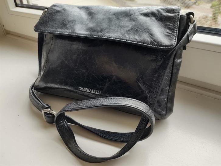zwarte crossbody/schoudertas van Gigi Fratelli, Sieraden, Tassen en Uiterlijk, Tassen | Damestassen, Gebruikt, Overige typen, Zwart