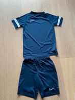 Nike sportset maat 170-176, Ophalen of Verzenden, Zo goed als nieuw, Meisje, Jas