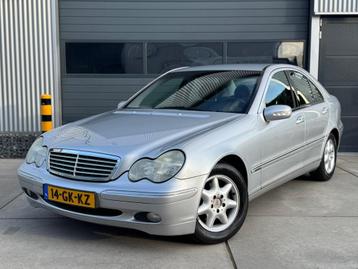 Mercedes-Benz C-klasse 180 Elegance AUT / CRUISE / CLIMA / N beschikbaar voor biedingen