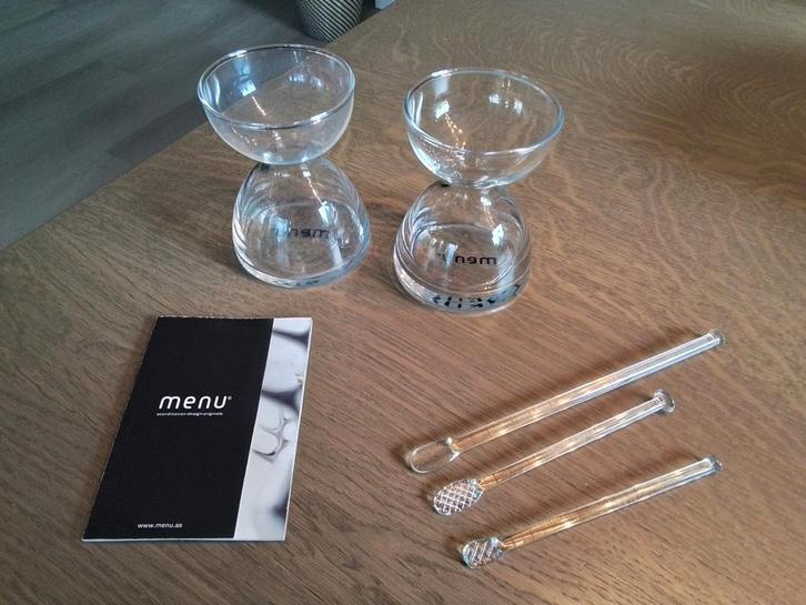 OLIE EN AZIJN KARAFJES VAN 'MENU' - DEENS DESIGN, Antiek en Kunst, Antiek | Glas en Kristal, Ophalen of Verzenden