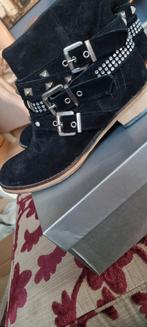 dames laarzen zwart suede Divine Follie maat 38, Zwart, Lage of Enkellaarzen, Nieuw, Ophalen of Verzenden