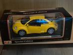 Volkswagen New Beetle 1998 1:18 Burago Geel 3302, Hobby en Vrije tijd, Modelauto's | 1:18, Ophalen, Nieuw, Bburago