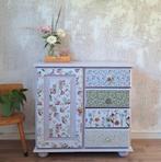 Kastje met bloemenprints, Kinderen en Baby's, Kinderkamer | Commodes en Kasten, Zo goed als nieuw, 75 tot 100 cm, Minder dan 50 cm