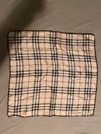 Burberry zijde sjaal, Ophalen of Verzenden, Zo goed als nieuw, Maat 36 (S), Sjaal