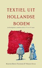 Textiel uit Hollandse Bodem -  bodemvondst, Ophalen of Verzenden, Zo goed als nieuw