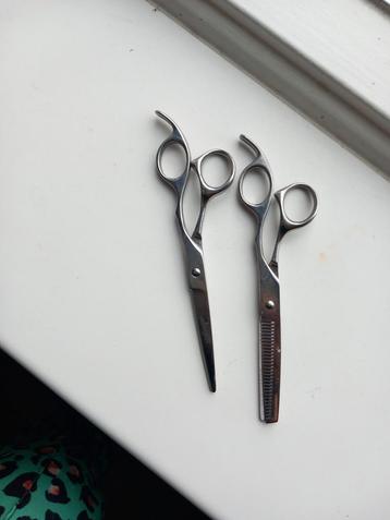 2 kapper scharen beschikbaar voor biedingen