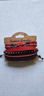 Set van 4 lederen armbandjes inclusief verzendkosten, Ophalen of Verzenden, Nieuw, Leer