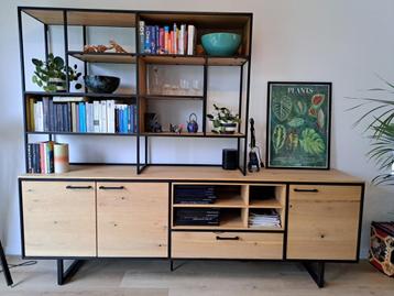Xooon dressoir met bovenkast. PERFECTE STAAT! Nieuw beschikbaar voor biedingen