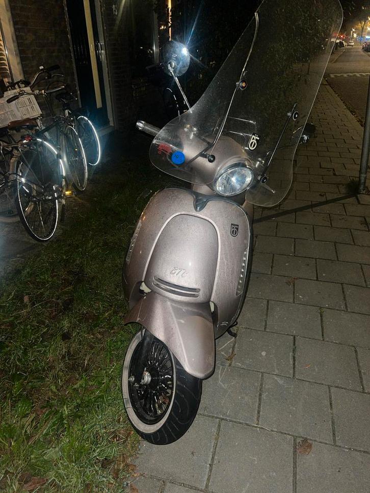 BTC CEO 2019 - Opknapper, Fietsen en Brommers, Brommeronderdelen | Scooters, Gebruikt, Overige merken, Blok, Ophalen