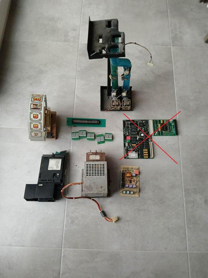 lot pluto 1 onderdelen, Verzamelen, Automaten | Gokkasten en Fruitautomaten, Gebruikt, Euro, Ophalen of Verzenden