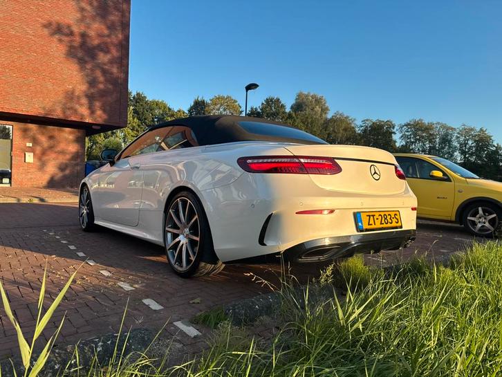 Mercedes-Benz E-Klasse E200 184pk 9G-TRONIC 2018 Wit, Auto's, Mercedes-Benz, Particulier, ABS, Achteruitrijcamera, Adaptieve lichten