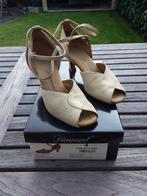 DIAMANT DANSSCHOENEN  MAAT 4, Ophalen of Verzenden, Zo goed als nieuw, Schoenen