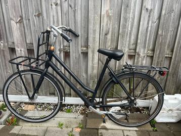 Mooie Gazelle transportfiets beschikbaar voor biedingen