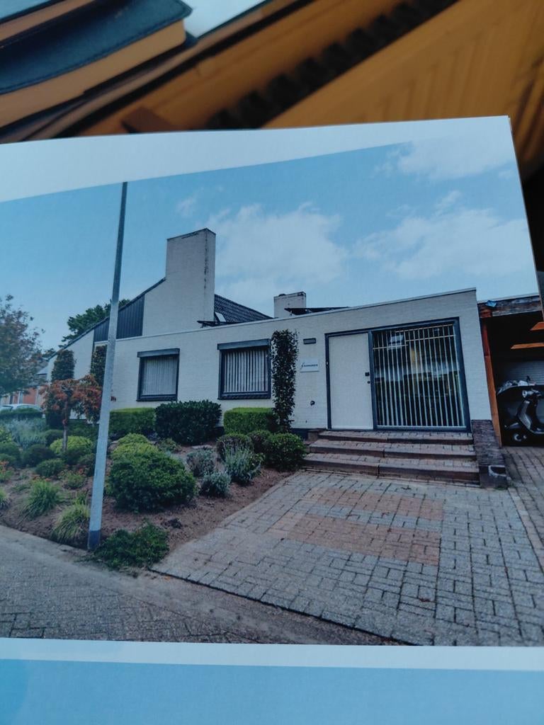 Te splitsen bungalow in twee woningen,, 500 tot 1000 m², Heythuysen, Vrijstaande woning, 7 kamers