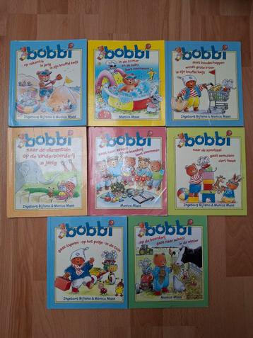 Bobbi Boeken - 8 Omnibusen beschikbaar voor biedingen