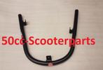 Voorspatbordbeugel Vespa Primavera Zwart 105317, Ophalen of Verzenden, 50cc-Scooterparts, Info@50cc-scooterparts.nl, Veen