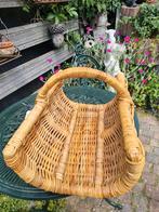 *** MOOIE ROTAN KRANTEN OF HOUT MAND ***, Ophalen of Verzenden, Zo goed als nieuw