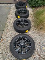 Continentaal winterbanden met MSW velgen 235/55 R17 V 103, Ophalen, Gebruikt, Banden en Velgen, 17 inch