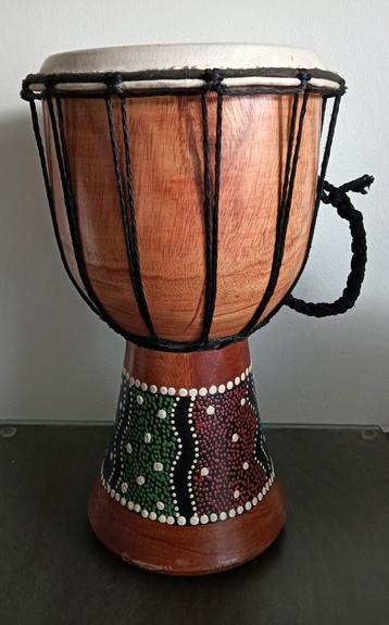Djembè Trommel vintage beschikbaar voor biedingen