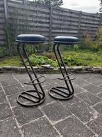 2 Vintage Industriële Stalen Barkrukken, Huis en Inrichting, Barkrukken, Ophalen, Gebruikt, Met voetsteun, 60 tot 90 cm