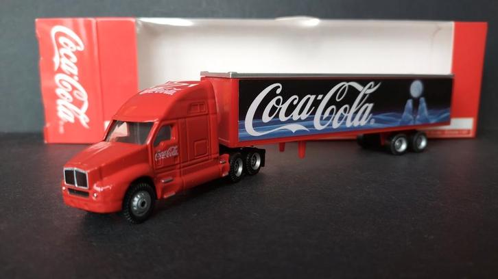 Coca Cola Christmas Truck Freightliner Polar Bear 1;87 Pol, Hobby en Vrije tijd, Modelauto's | 1:87, Nieuw, Bus of Vrachtwagen