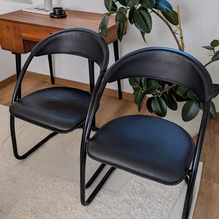 Vintage Italiaanse design leren eetkamerstoelen jaren 80, Huis en Inrichting, Stoelen, Zo goed als nieuw, Zwart, Ophalen of Verzenden