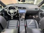 Volkswagen Tiguan 1.4 TSI eHybrid R-Line I Pano I 360° I Le, Auto's, 1716 kg, Zwart, 4 cilinders, Zwart