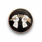 Ronde zwart emaille gebroken geweer speldje, Verzamelen, Militaria | Tweede Wereldoorlog, Ophalen of Verzenden, H, Nederland, Embleem of Badge