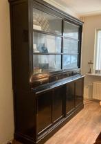 Koloniale buffet kast, Ophalen