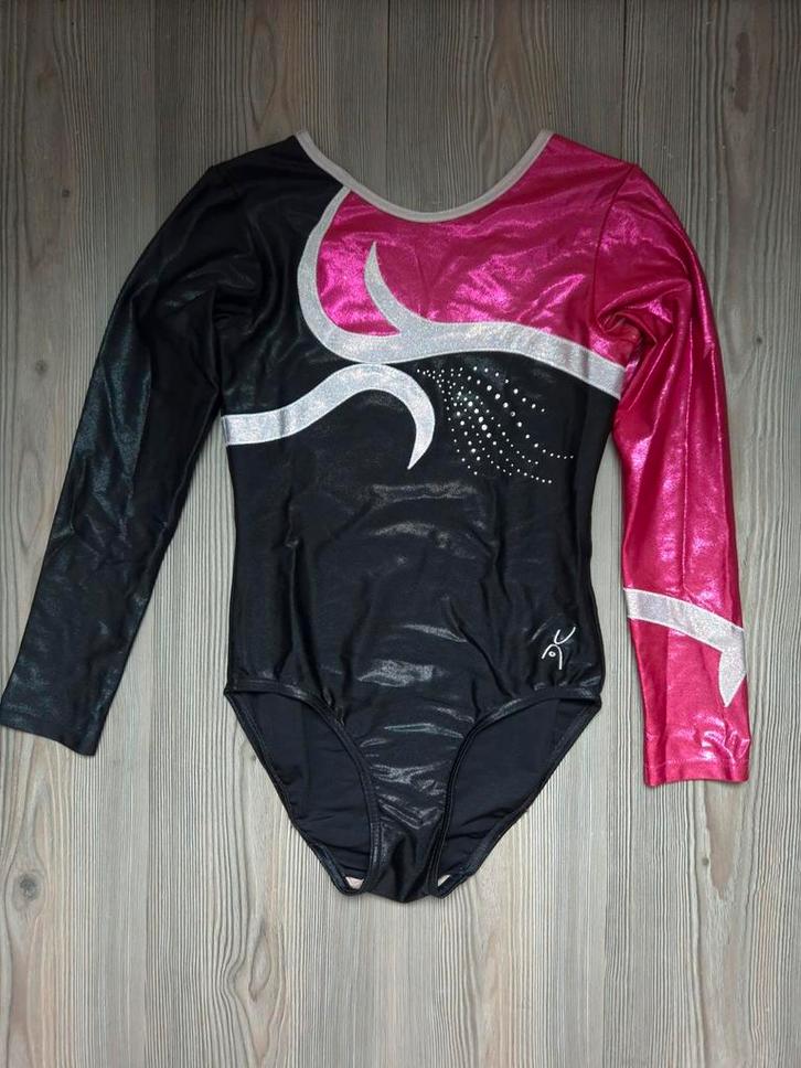 Turnpakje lange mouwen maat 40, Sport en Fitness, Turnen, Zo goed als nieuw, Turnpak(je), Maat 36 t/m 42, Zwart, Ophalen of Verzenden