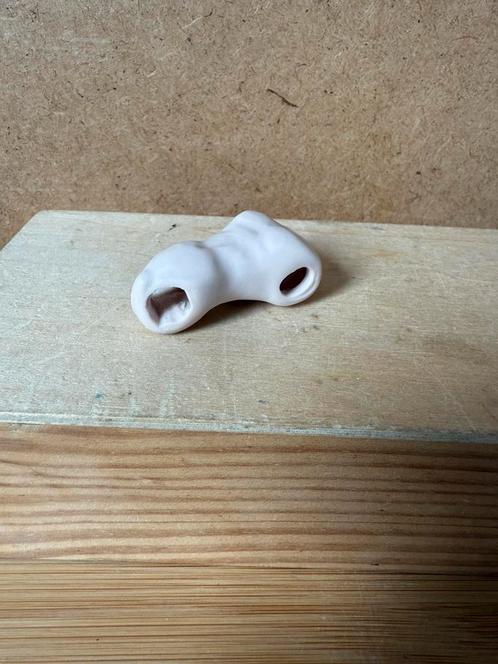 Parker Levi romp man - porselein pop zelf maken ca 5.3cm, Verzamelen, Poppenhuizen en Toebehoren, Zo goed als nieuw, Poppenhuis