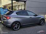 Alfa Romeo Giulietta 1.7 TBi Quadrifoglio Verde Launch Editi, 65 €/maand, 4 cilinders, Lichtsensor, Bedrijf