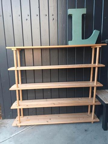 Vintage stokkenkast boekenkast kast houten planken beschikbaar voor biedingen