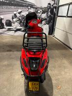 Vespa Sprint 50 (2022) - Slechts 5457 km!, Ophalen, Zo goed als nieuw, Overige typen, Vespa