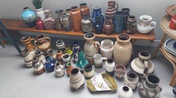 West Germany vazen beschikbaar voor biedingen