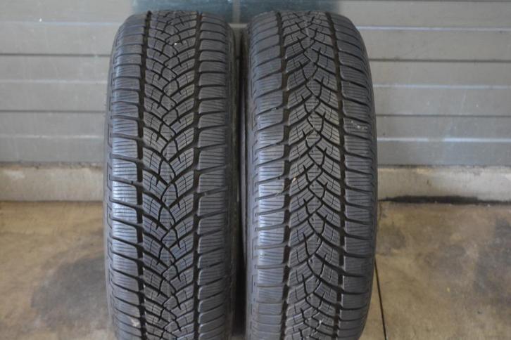 2x Gebruikte Winterband Fulda Kristall 205 55 17 (W30), Auto-onderdelen, Banden en Velgen, Band(en), Winterbanden, 17 inch, 205 mm