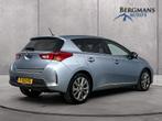 Toyota Auris 1.8 Hybrid Executive // PANORAMADAK // STOELVER, Gebruikt, Zwart, 4 cilinders, Blauw