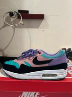 Nike Air Max 1 Have a nike day maat 44,5, Kleding | Heren, Schoenen, Ophalen of Verzenden, Zo goed als nieuw