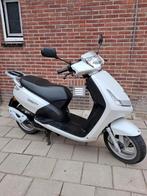 Tekoop Peugeot viva city 2010 2t, Fietsen en Brommers, Ophalen, Zo goed als nieuw, Benzine, Vivacity