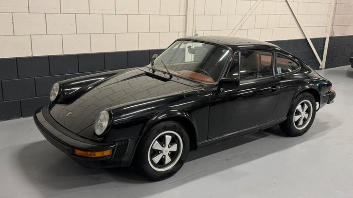 Porsche 912E coupe 1976 'Black on Red', Auto's, Porsche, Bedrijf, Benzine, Coupé, Handgeschakeld, Zwart, Overige kleuren, Ophalen