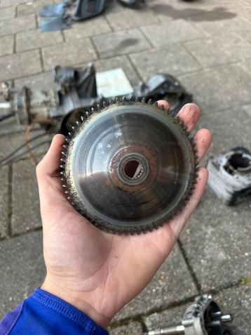 Starterkrans 50cc (redelijke staat) beschikbaar voor biedingen