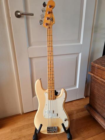 Fender Precision bas. beschikbaar voor biedingen