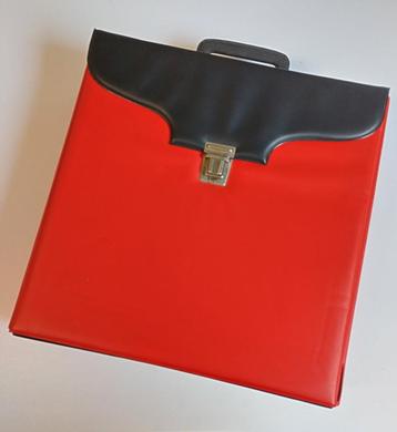 Vintage LP-koffer / platenkoffer (voor 20 LPs) beschikbaar voor biedingen