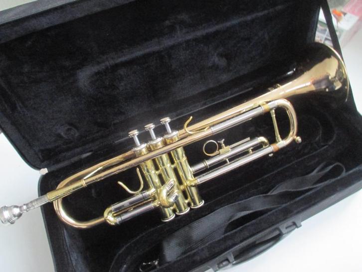 Jupiter JTR600 MR trompet  140euro, Muziek en Instrumenten, Blaasinstrumenten | Trompetten, Gebruikt, Bes-trompet, Met koffer