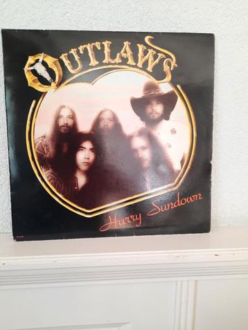 OUTLAWS   - HURRY SUNDOWN
