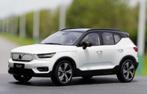 1:18 Volvo XC40, 2022, Kleur: Crystal white. NIEUW!, Hobby en Vrije tijd, Modelauto's | 1:18, Overige merken, Auto, ., Nieuw