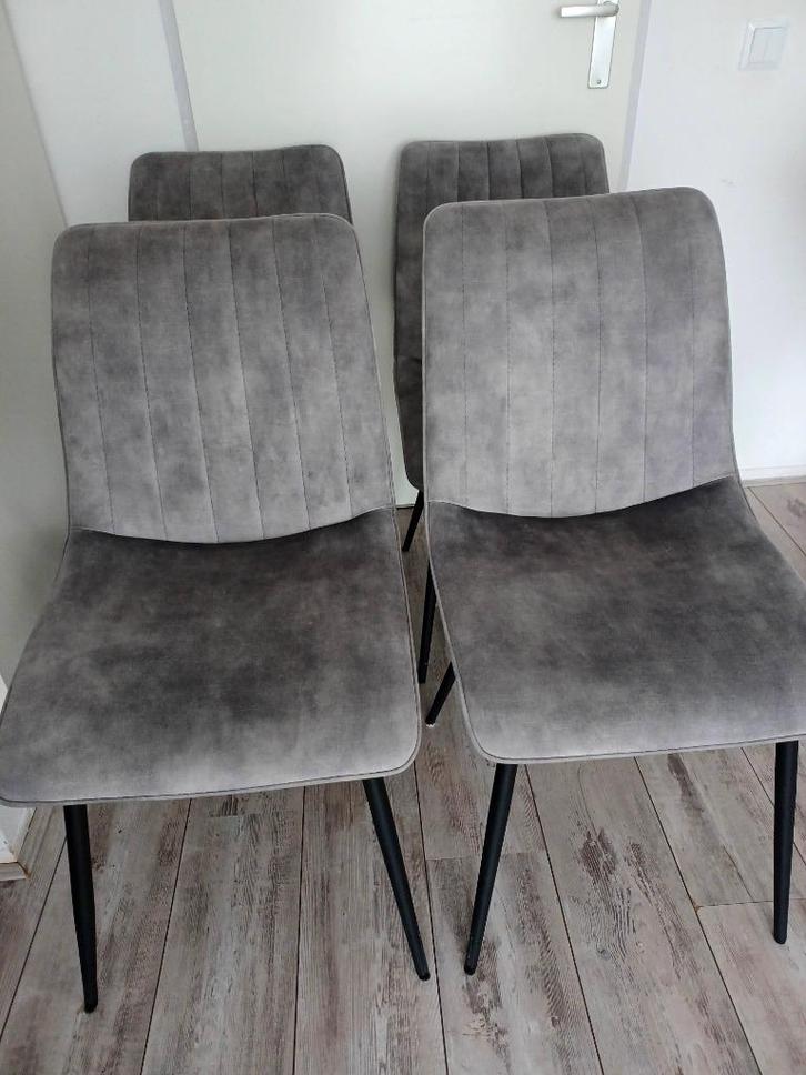 Eettafel stoelen, Huis en Inrichting, Stoelen, Zo goed als nieuw, Vier, Stof, Grijs, Ophalen